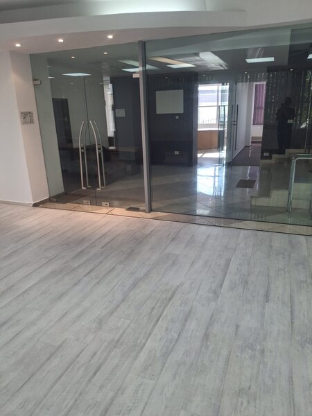 Metrou Brancoveanu, inchiriez spatiu de birouri, 83mp, 913euro